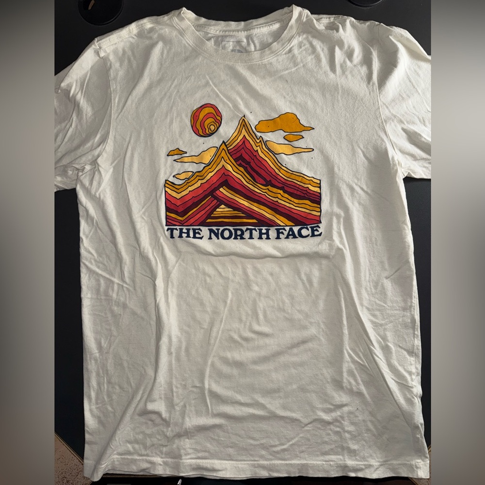 North Face - Short Sleeve Shirt - Large